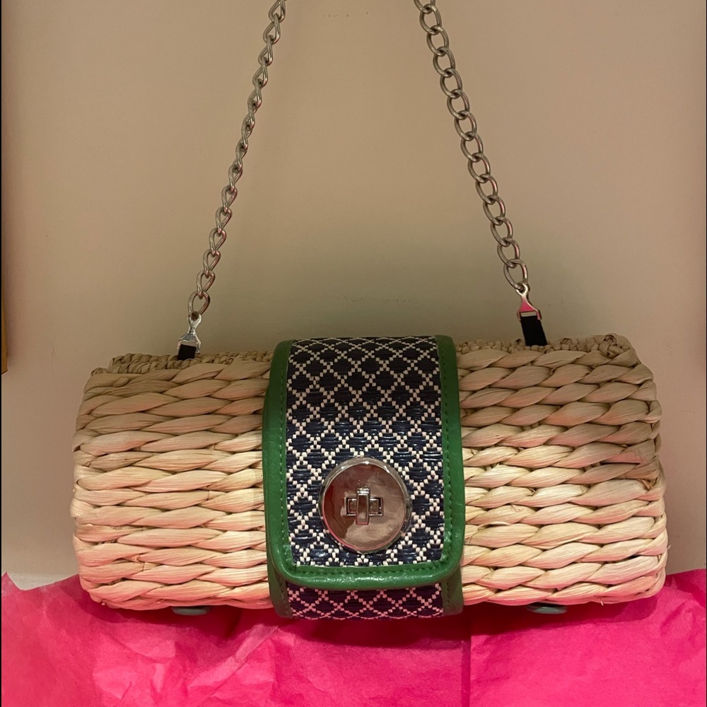 NEW straw/ leather handbag on silver chain! Kelly green/navy leather
